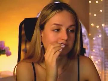 deboralarson on Chaturbate