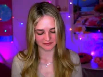 deboralarson on Chaturbate