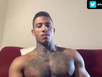 deepthroatfucker_ccs on Chaturbate