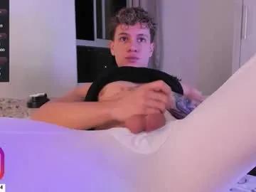 derekolsen_ on Chaturbate 