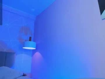 dolly_zoe on Chaturbate