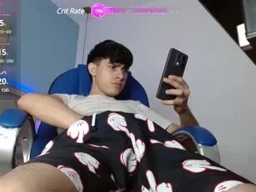 dyla_n18_ on Chaturbate