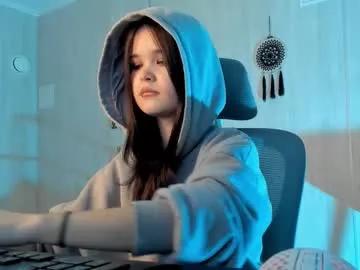 elainebeness — GOAL: i love u [555 tokens remaining] welcome to lovers of techno, house, electro music #teen  #smoke #music #piercing  #chillchat #dance #skinny #cutie #nonude #bi