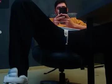 enzorace on Chaturbate