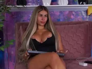 evazane on Chaturbate