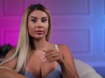 evazane on Chaturbate