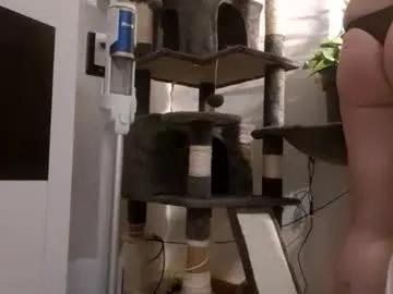 everymomenthorney's avatar