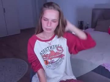 feel_our_vibe on Chaturbate 