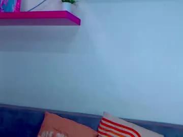 gina_lovelyy on Chaturbate