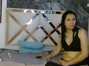 goldentemptationcs — Goldentemptationcs's room #lesbian #couples #latina #naturalbigtits #hotcouple