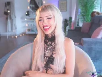 goth_dolll on Chaturbate