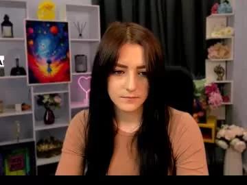 helli_belli on Chaturbate 