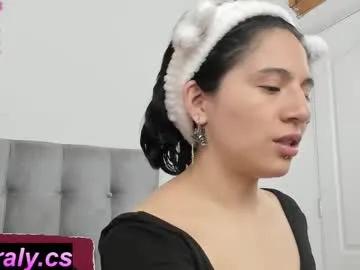 hey_noraly on Chaturbate