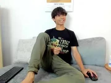 honeymoon_sariel on Chaturbate