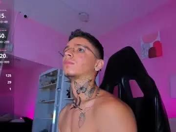 ian_castillo_ on Chaturbate