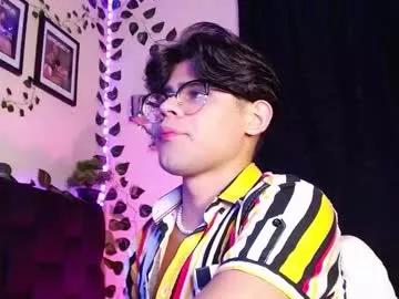 isaac_saenz on Chaturbate 