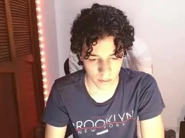 isidroglasc on Chaturbate 