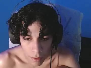 isidroglasc on Chaturbate 