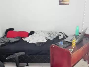 isidroglasc on Chaturbate 