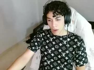 isidroglasc on Chaturbate 