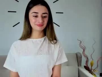 jaleesasahler — goal: start tease with my t-shirt and show bra color! Hi! My name is Iris, I'm #18 y.o., #new and #skinny girl. #teen #shy [0 tokens remaining]