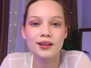 jennifer_shy_ on Chaturbate