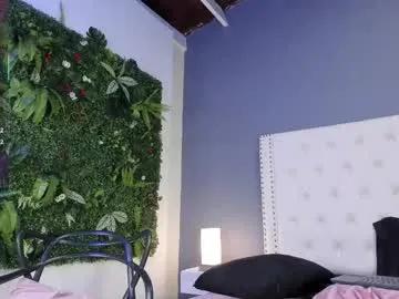 julia_martinezz_'s avatar