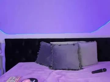 julieta_cortes__ on Chaturbate