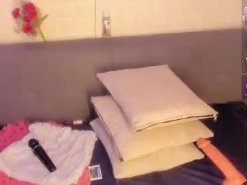 karina_gomez_18 on Chaturbate