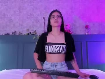 katiepeach_ on Chaturbate