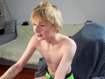 kessy_white on Chaturbate