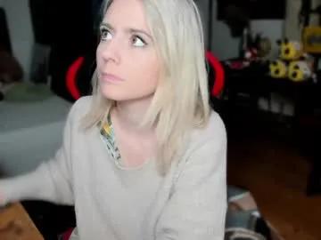 kimilee22 on Chaturbate 