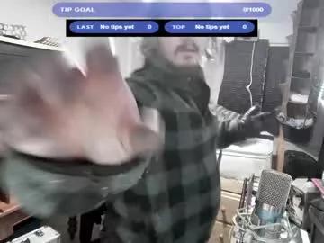 kinkybiguy14 on Chaturbate 