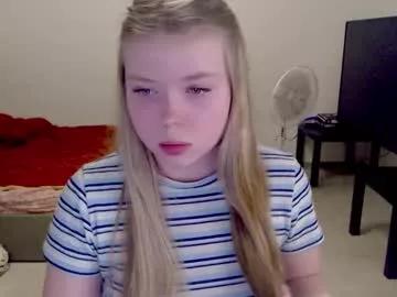 kitten_jenny01 on Chaturbate