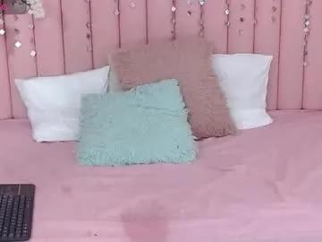 lalycastro on Chaturbate