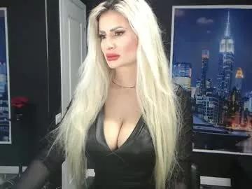 laras_moans on Chaturbate