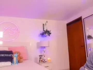 laurensaenz on Chaturbate