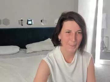 lia_reyn on Chaturbate