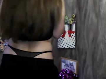 linda_s_ — Show the outfit Goal: Show boobs [385 tokens remaining] #young #ukraine #nonude #18 #cute