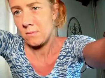 lola_belgium on Chaturbate