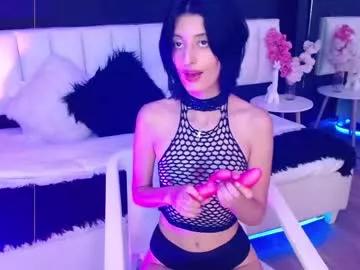 lola_creamy on Chaturbate