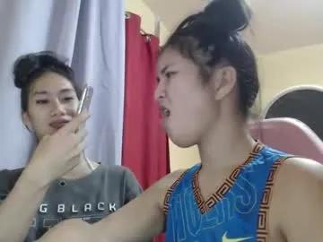 lovely_laura09 on Chaturbate