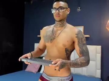 luigi1_ on Chaturbate