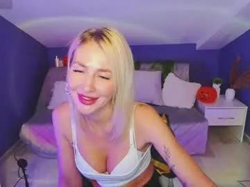 madammilly on Chaturbate