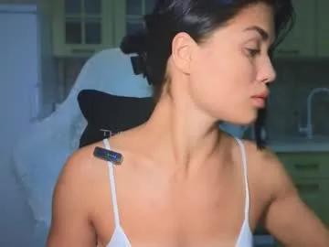 mia___lunaa on Chaturbate