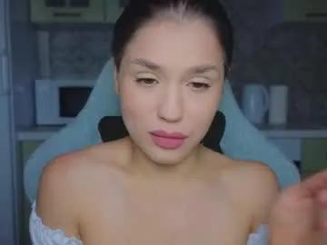 mia___lunaa on Chaturbate