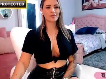 mia_moretz1 on Chaturbate