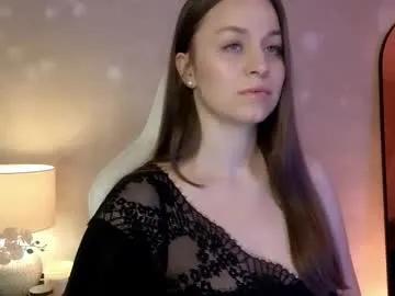 milafleur on Chaturbate