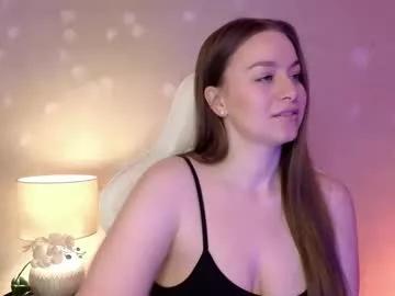 milafleur on Chaturbate