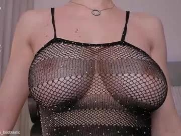 miss_boobtastic on Chaturbate